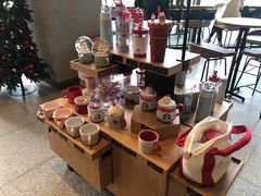 零售区-星巴克臻选(嘉兴海宁银泰城店)