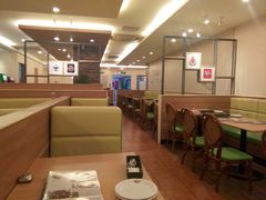 卡座-萨莉亚意式餐厅(黄埔大沙地店)