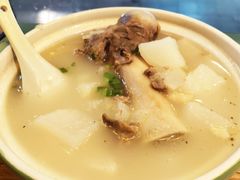 萝卜筒骨煲-卤儿道道(龙游路店)