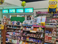 零售区-全家便利店(沪南公路店)