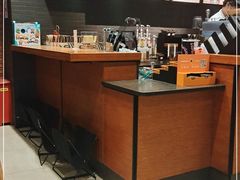 -星巴克(上海虹桥新天地二店)