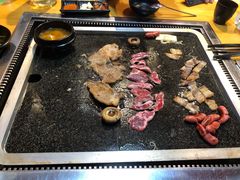 -小黑猪石板烤肉(皇冠花园店)