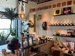 -luutosa  cafe & tea 鹿兔山
