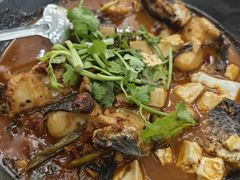 -万佛湖许老大铁锅鱼(黑金冠店)