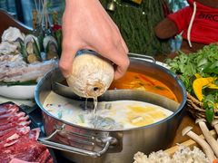 -樾餐厅泰式海鲜火锅(民歌湖店)