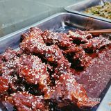 成都老牌苍蝇馆子代表之一，正餐宵夜都🉑，藕汤我能干三碗！