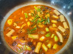 -三里屯土灶炖公鸡地锅鸡(江东店)