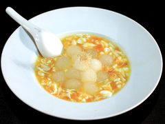 尽。哦～对了，这道菜如果点的是位上则是“参赛版”，会多了一条炸得弯弯的淮山作为装饰，拍照会更美美哒！-广州文华东方酒店·江-由辉师傅主理