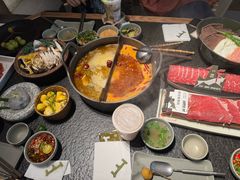 -三出山火锅(南京万象天地店)