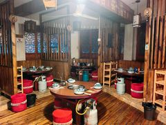 -赵氏烩泽腊排骨火锅店(近华浦路店)