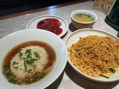 -松鹤面馆·古法焖肉面(观前店)