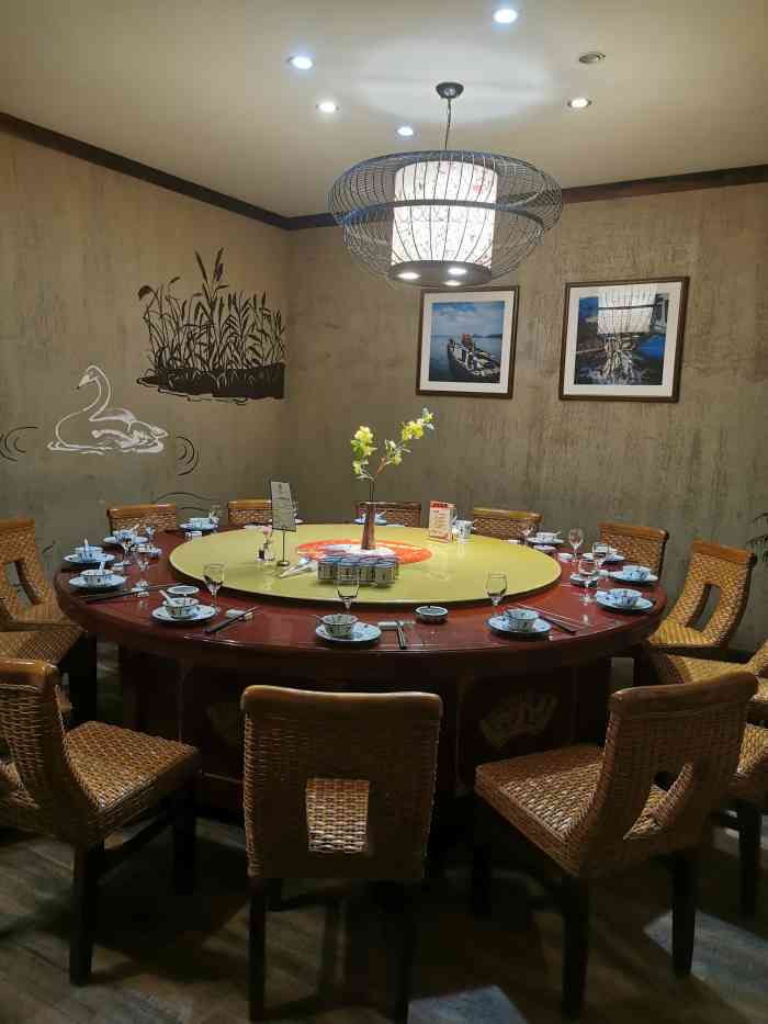 春盛船家菜(大苏果店)-"味道不错,五常大米煮出来的饭很香!