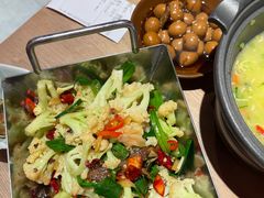 -川堂风·跷脚牛肉·乐山爆炒(宝山日月光店)