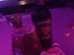 -奔马滚轴溜冰场