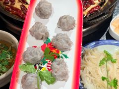 -城墙拐拐火锅(三峡广场黑金冠店)