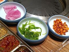 -明洞阿姨·韩式酱蟹烤肉·创意料理(三元桥店)