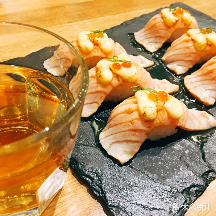 焦糖三文鱼寿司