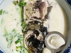 -南京金牛湖巨碗鱼头