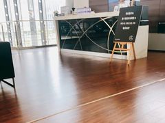 -杭州中升之星奔驰4S店(滨江店)