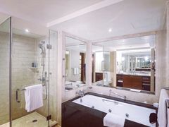 -上海明天广场JW万豪酒店