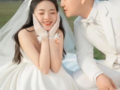 -经典婚纱摄影美学馆·私人定制
