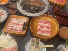-牛YO寿喜烧·铁板烧和牛火锅自助(市府恒隆店)