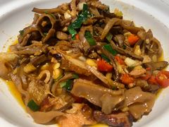 -九锅一堂酸菜鱼(万达广场店)