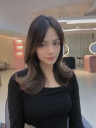-鏡沙龙发型设计