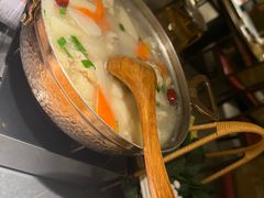 -吴越荣记苏州菜·松鼠桂鱼100%活鱼现做(斜塘老街店)