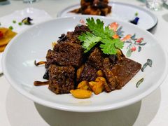 四喜烤麸-蝶园·装修中(BFC外滩金融中心店)