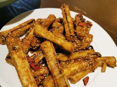 -梧桐树下(云锦世家店)