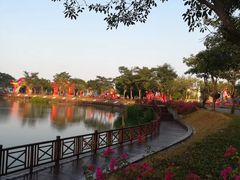 -万绿园