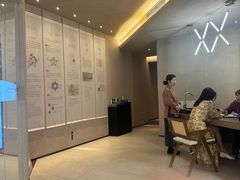 -灸春堂·艾灸·痛症·整脊连锁(之江银泰店)
