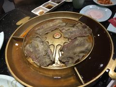 -猪啊牛呀羊啊铜盘烤肉(正大广场店)