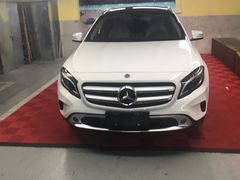 -上海星瀚奔驰4S店(长寿路店)