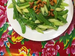 -闯关东东北农家菜(崂山石老人店)