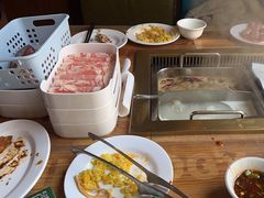 -蒙肥羊·酸汤潮牛·鲜牛肉火锅烤肉自助(岗顶店)