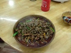 -一品红烧鸭特色川菜(三岔湖店)