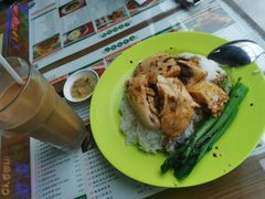 小龙凤切鸡饭-小龍鳳餐室(番禺路店)