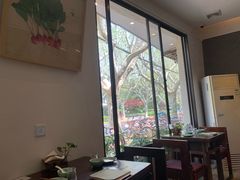 靠窗位-五观堂素食(新华路店)