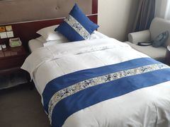 -西港航空酒店(银川南门广场机场巴士店)