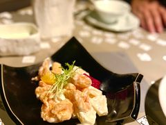 凤梨虾球-穹六人间 people 6(岳阳路店)
