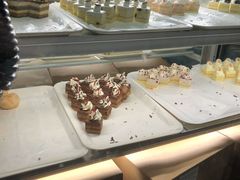 -小鱼小牛·鱼牛干锅·脆鱼火锅(世欧广场店)