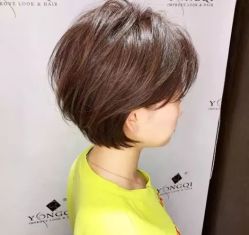 -摩登时代美发沙龙