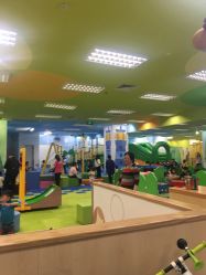 -莫莉幻想儿童乐园(武汉金银潭永旺店)