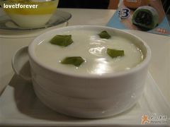 抹茶杏仁豆腐花-糖糖屋•糖水•雪花冰店(时尚天河店)