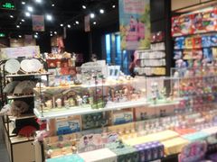 -新田360广场(上海华侨城店)