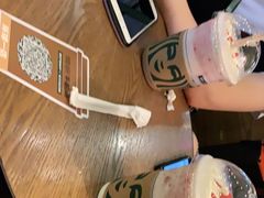 -星巴克臻选(成都环球乐天店)