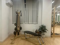 -Isofit 普拉提·婵柔工作室