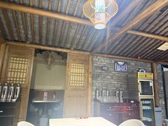 -乔家小院•非遗驴肉•本地小海鲜(滨河路店)